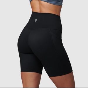 NWT Born Primitive Tempo Biker Short - black size large